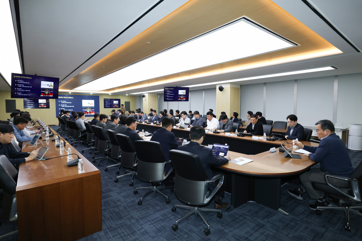 ▲'2026 대우 하이퍼 E&C with Smart Construction' 콘퍼런스에서 강연이 진행 중이다. (사진제공 대우건설)