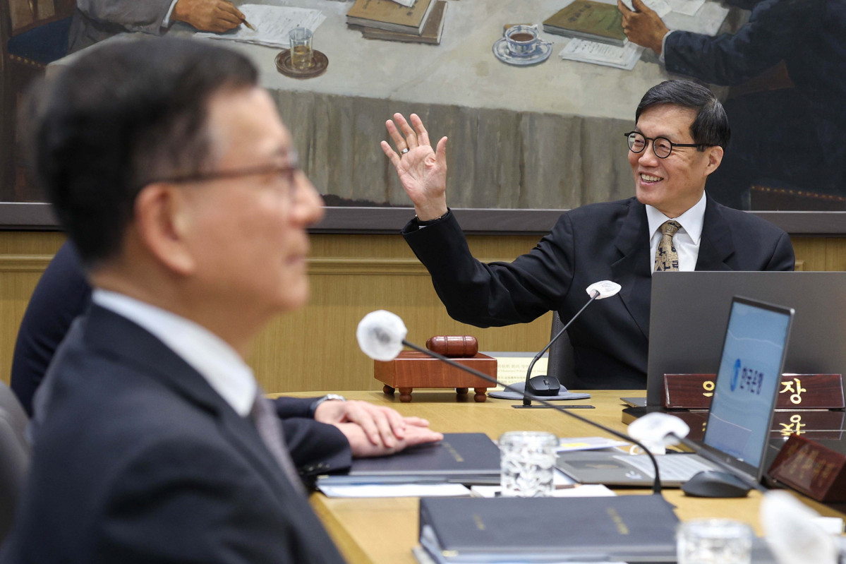 ▲이창용 한국은행 총재가 10일 서울 중구 한국은행 본관에서 열린 금융통화위원회 본회의에서 회의를 주재 하고 있다. 사진공동취재단