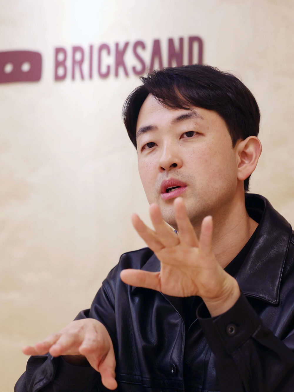 ▲조헌기 브릭샌드 대표가 서울 성동구 브릭샌드 성수 팩토리에서 이투데이와 인터뷰를 갖고 있다. (신태현 기자 holjjak@)
