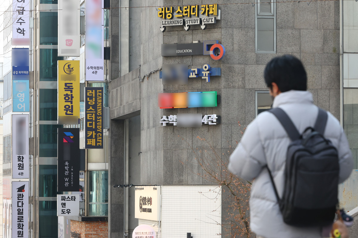 청년 진로 ‘대학 쏠림’ 고착…“경로 다양화·진로교육 강화 필요”