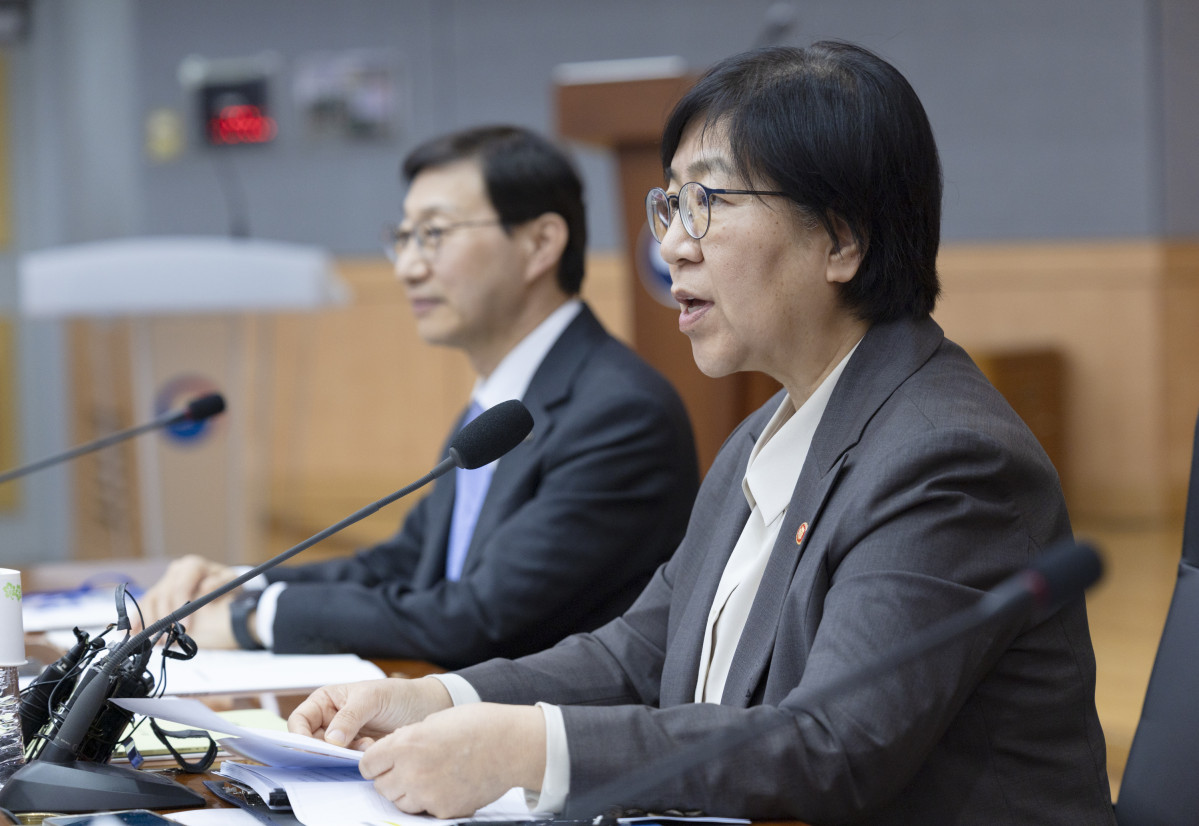 ▲정은경 보건복지부 장관이 14일 정부서울청사에서 ‘2026년도 제3차 국민연금기금운용위원회’를 열고 발언하고 있다.