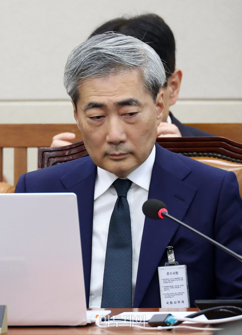 ▲신현송 한국은행 총재 후보자가 15일 서울 여의도 국회 재정경제기획위원회에서 열린 인사청문회에 참석하고 있다. 고이란 기자 photoeran@