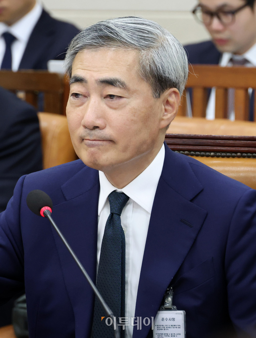 ▲신현송 한국은행 총재 후보자가 15일 서울 여의도 국회 재정경제기획위원회에서 열린 인사청문회에 참석하고 있다. 고이란 기자 photoeran@