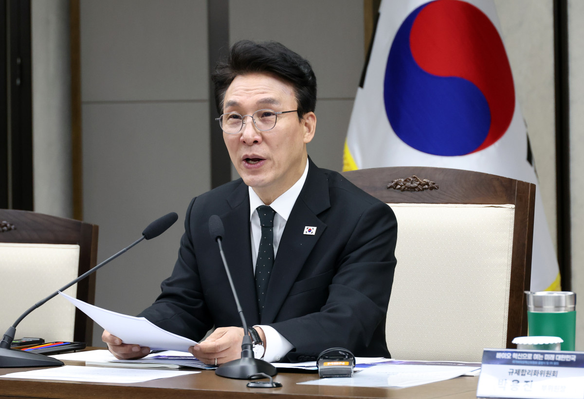 ▲김민석 국무총리가 16일 세종시 정부세종청사에서 열린 국가바이오혁신위원회 출범식 및 1차회의에서 모두발언을 하고 있다. (뉴시스)