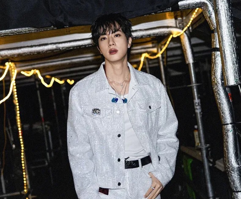 (출처=방탄소년단 진SNS)