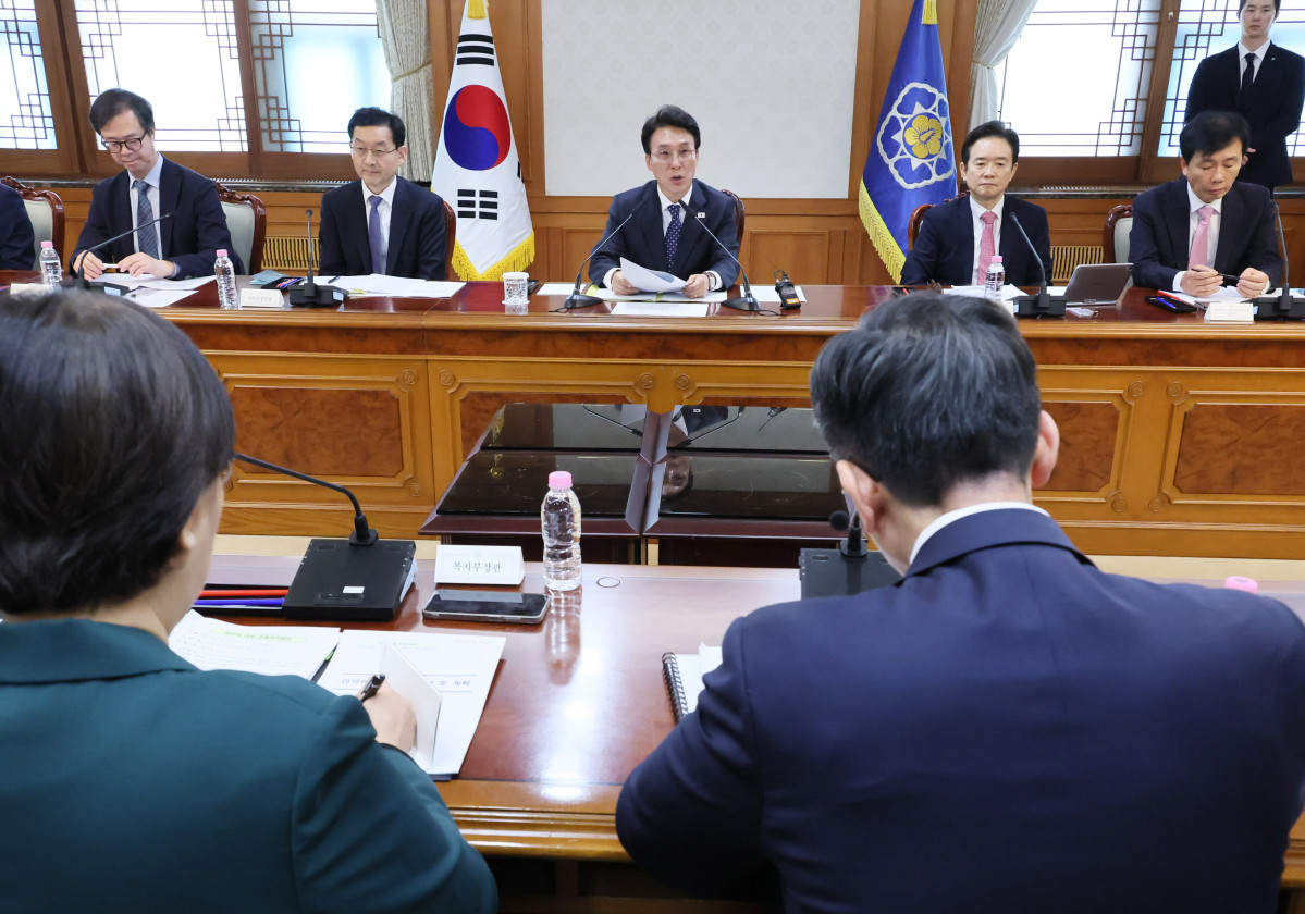 ▲김민석 국무총리가 17일 서울 종로구 정부서울청사에서 열린 마약류 대응 관계장관회의에서 발언하고 있다. (연합뉴스)