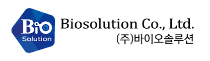 ▲바이오솔루션의 주사형 세포치료제 임상 진입이 기대되는 17일, 회사 로고와 명칭이 담긴 이미지가 배경 자료로 활용되고 있다.