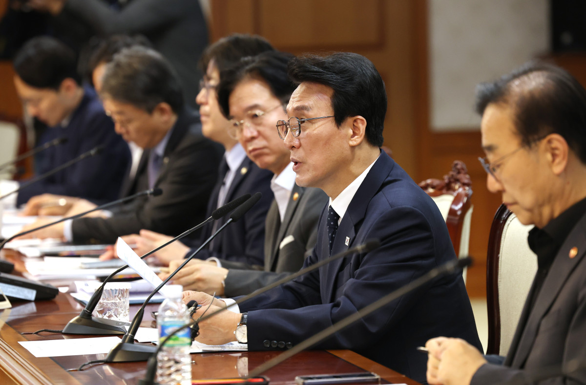 ▲김민석 국무총리가 20일 정부서울청사에서 열린 새만금 전북 대혁신TF 2차 회의에서 발언을 하고 있다. (연합뉴스)