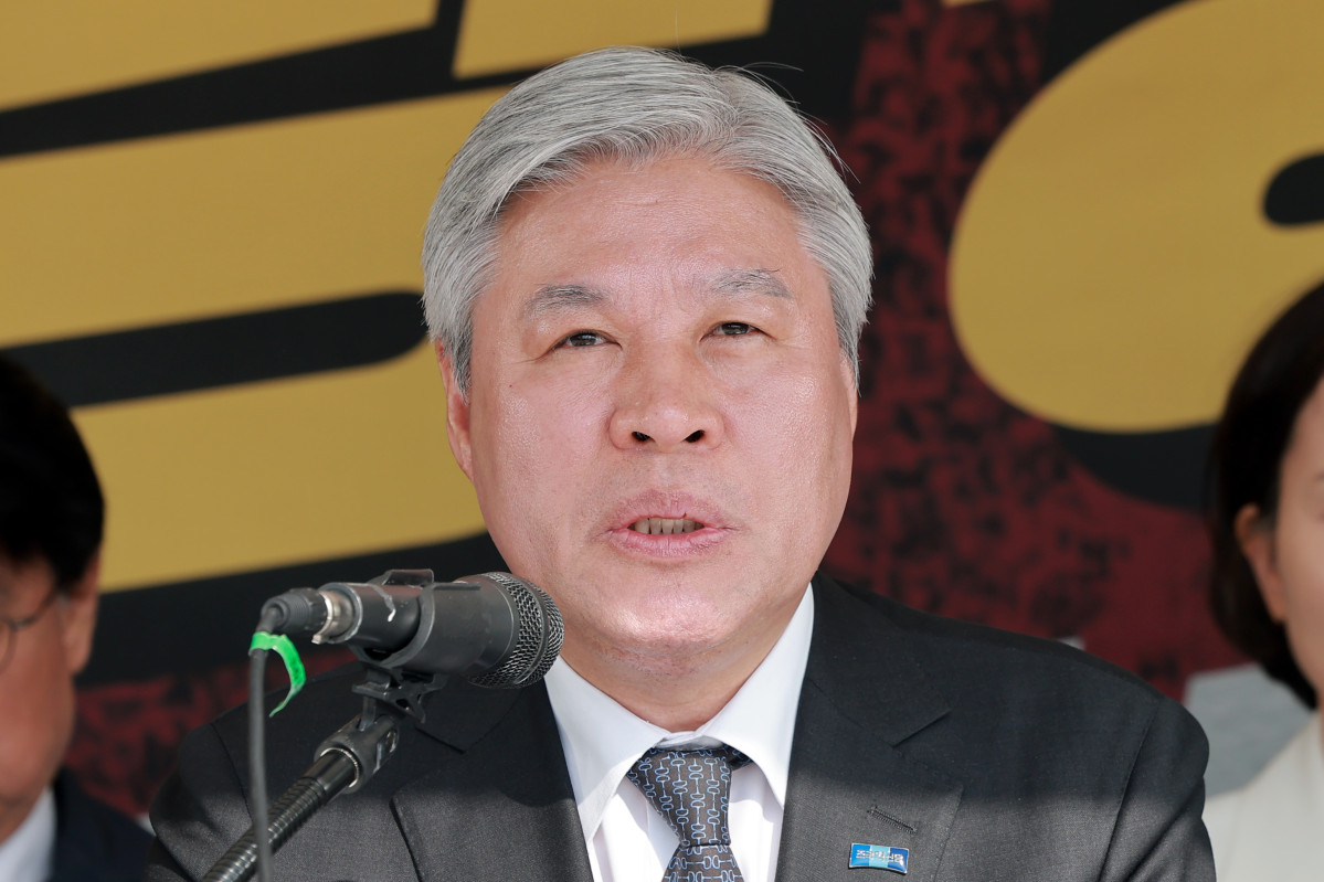 ▲조국혁신당 의원총회에서 발언하는 서왕진 원내대표 (연합뉴스)