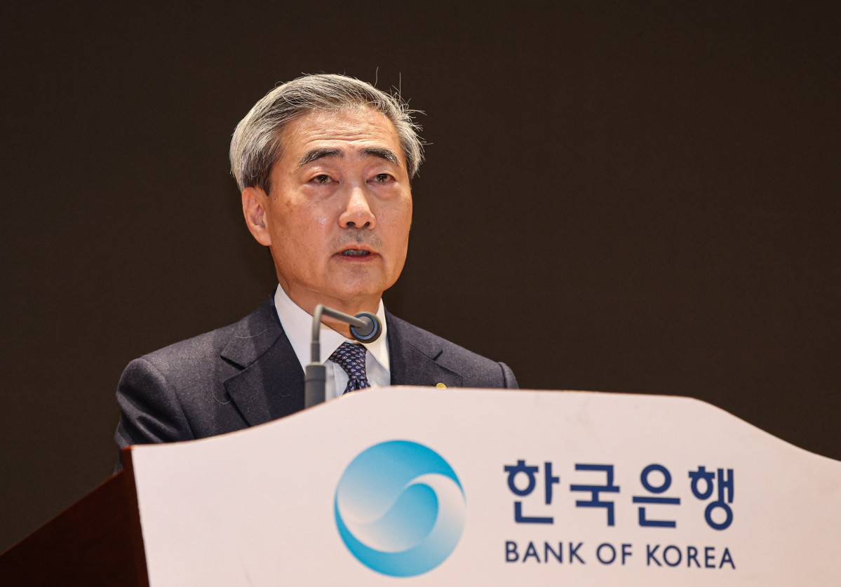 ▲신현송 한국은행 총재가 21일 서울 중구 한국은행 별관에서 열린 취임식에서 취임사를 하고 있다. 2026.4.21 [공동취재]    yatoya@yna.co.kr/2026-04-21 10:42:39/<저작권자 ⓒ 1980-2026 ㈜연합뉴스. 무단 전재 재배포 금지, AI 학습 및 활용 금지> (사진=연합뉴스)