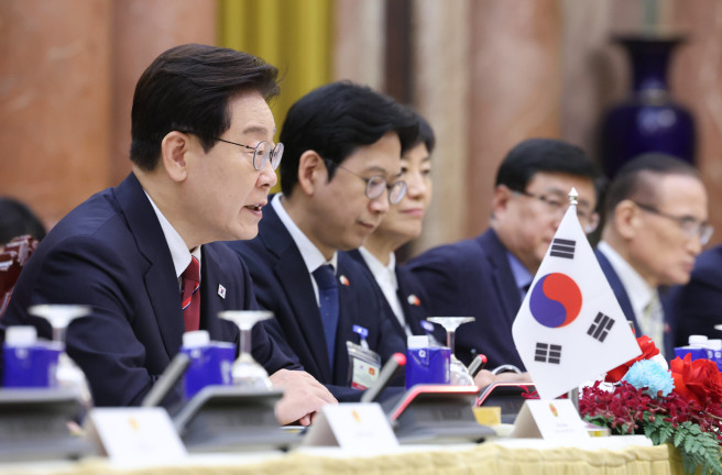 ▲이재명 대통령이 22일(현지시간) 베트남 하노이 주석궁에서 열린 또 럼 베트남 공산당 서기장 겸 국가주석과의 확대정상회담에서 발언하고 있다. (연합뉴스)