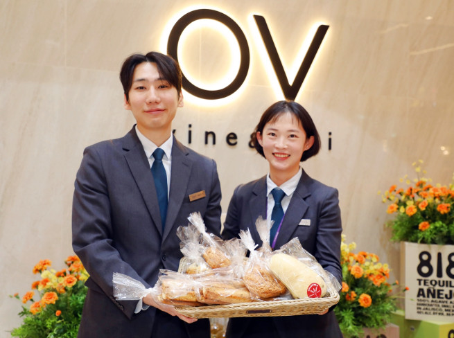 ▲강원랜드가 운영하는 하이원리조트 베이커리OV가 23일 정부의 물가 안정 정책에 발맞춰 인기 제품의 가격을 인하한다. (사진제공 = 하이원리조트)