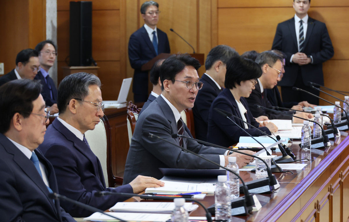▲김민석 국무총리가 27일 서울 종로구 정부서울청사에서 열린 국가보훈위원회의에서 발언하고 있다. (연합뉴스)