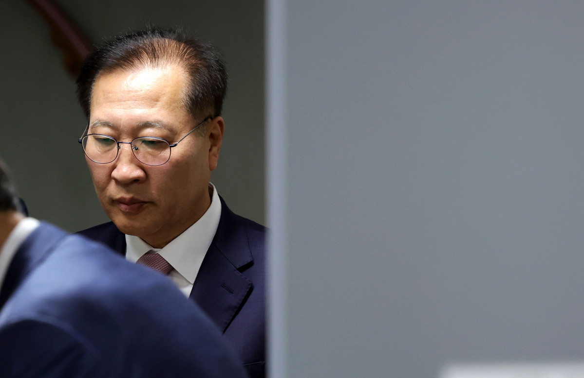 ▲박성재 전 법무부 장관이 27일 서울 서초구 서울중앙지방법원에서 열린 내란 가담 및 김건희 수사 무마 혐의 1심 결심공판에 출석하고 있다. (뉴시스)