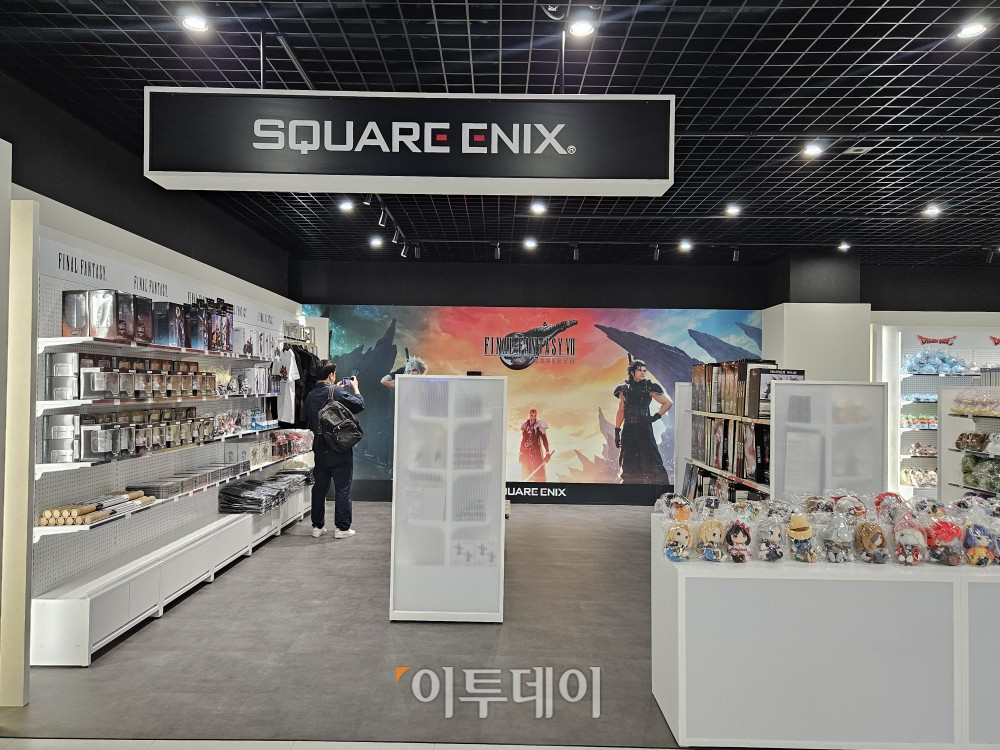 ▲29일 오후 서울 금천구 마리오아울렛 1관 신관 5층 'MGM(마리오 게임 뮤지엄) IP 유니버스'에 마련된 '스퀘어에닉스' 공간. (문현호 기자 m2h@)