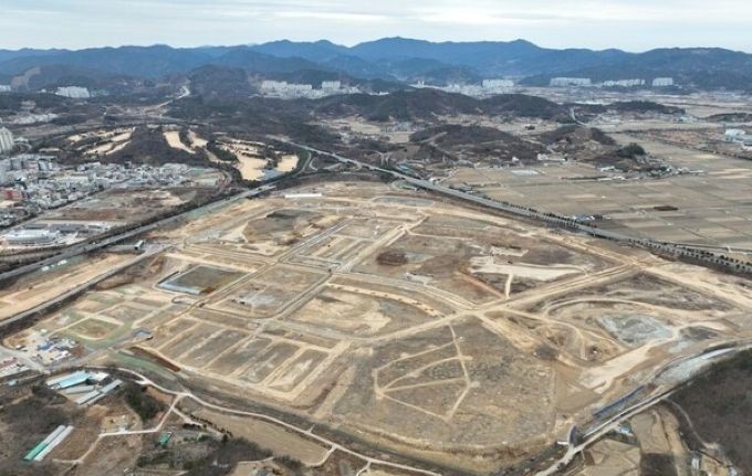 ▲전남 순천시 해룡면 선월지구에 들어설 코스트코 순천점 입점 부지 전경다. 2028년 개점을 목표로 건립이 추진되고 있다. (사진제공=순천시)