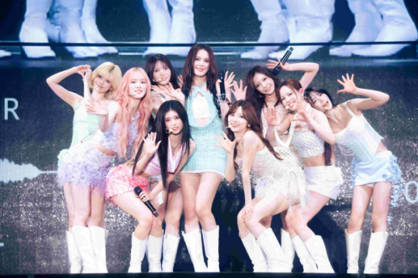 ▲니쥬 일본 아레나 투어 후쿠오카 공연(사진제공=타나카 세이타로, 카와무라 미키(타나카 세이타로 사진 사무소)