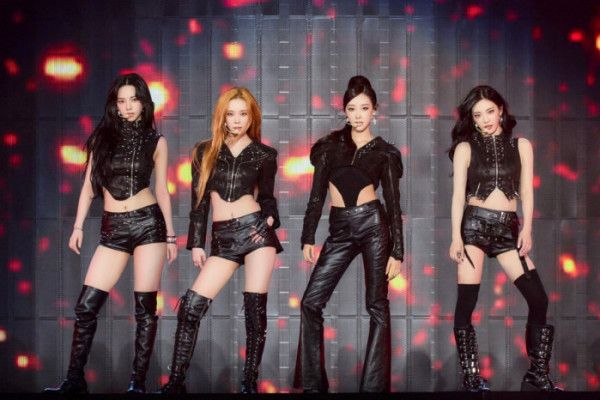 ▲에스파 도쿄돔 공연(사진출처=SM엔터테인먼트)