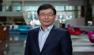 AZ, 파인트리 'EGFR 분해 이중항체' 2500만弗 옵션행사