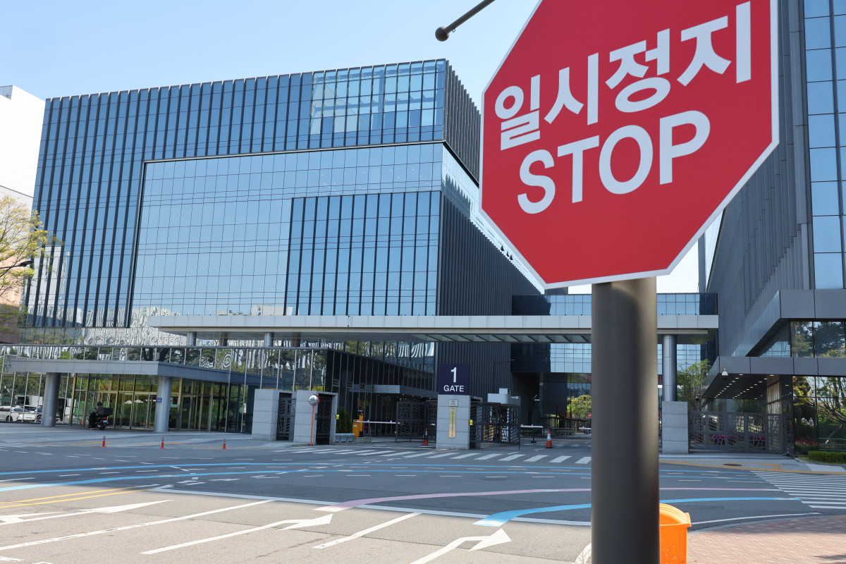 ▲노동조합 전면 파업 첫째 날인 1일 오전 인천 연수구 삼성바이오로직스 공장에 적막감이 흐르고 있다. (사진제공=연합뉴스)