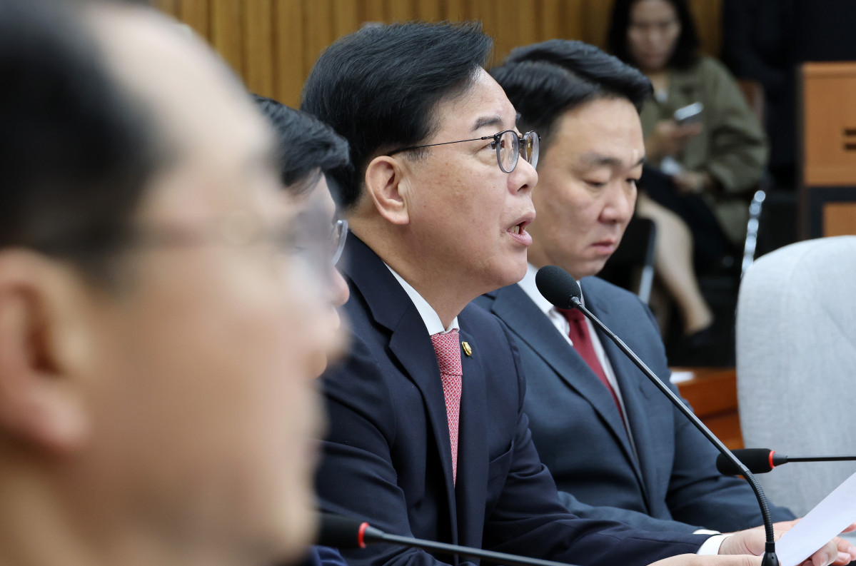▲국민의힘 송언석 원내대표가 8일 국회에서 열린 원내대책회의에서 모두발언을 하고 있다. (연합뉴스)
