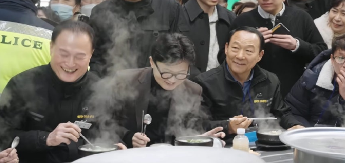 ▲한동훈 후보의 구포시장 해피마켓 영상 (사진제공=한동훈후보 유튜브 캡쳐)