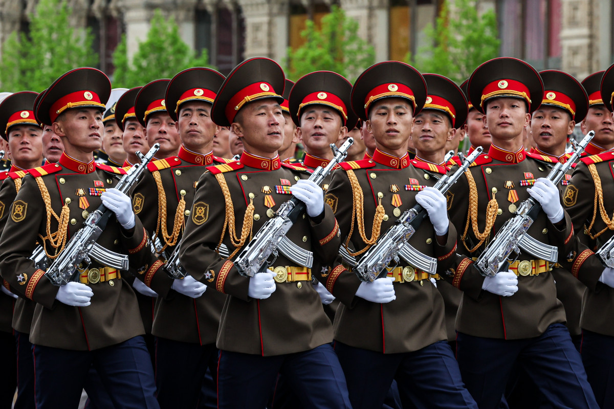 ▲9일(현지시간) 러시아 모스크바 붉은광장에서 진행된 81주년 전승절 퍼레이드에서 북한군이 대형을 맞춰 행진하고 있다. (모스크바/타스연합뉴스)