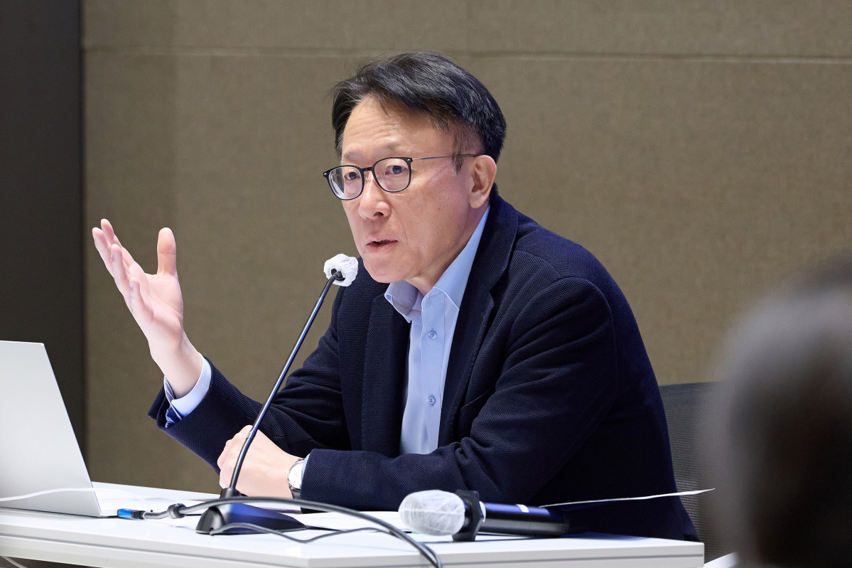 ▲신성환 한국은행 금융통화위원이 11일 오전 서울시 중구 한국은행에서 열린 기자간담회에서 발언하고 있다. (사진제공=한국은행)