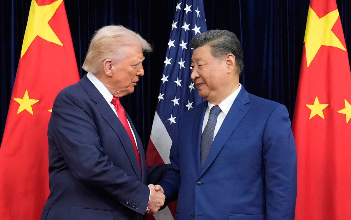 ▲지난해 10월 경주 APEC 정상회의를 계기로 부산 김해국제공항에서 만난 도널드 트럼프(왼쪽) 미국 대통령과 시진핑 중국 국가주석의 모습. 두 정상은 트럼프 대통령의 중국 국빈방문을 통해 약 6개월 만에 다시 만난다. (APEC 사진공동취재단)
