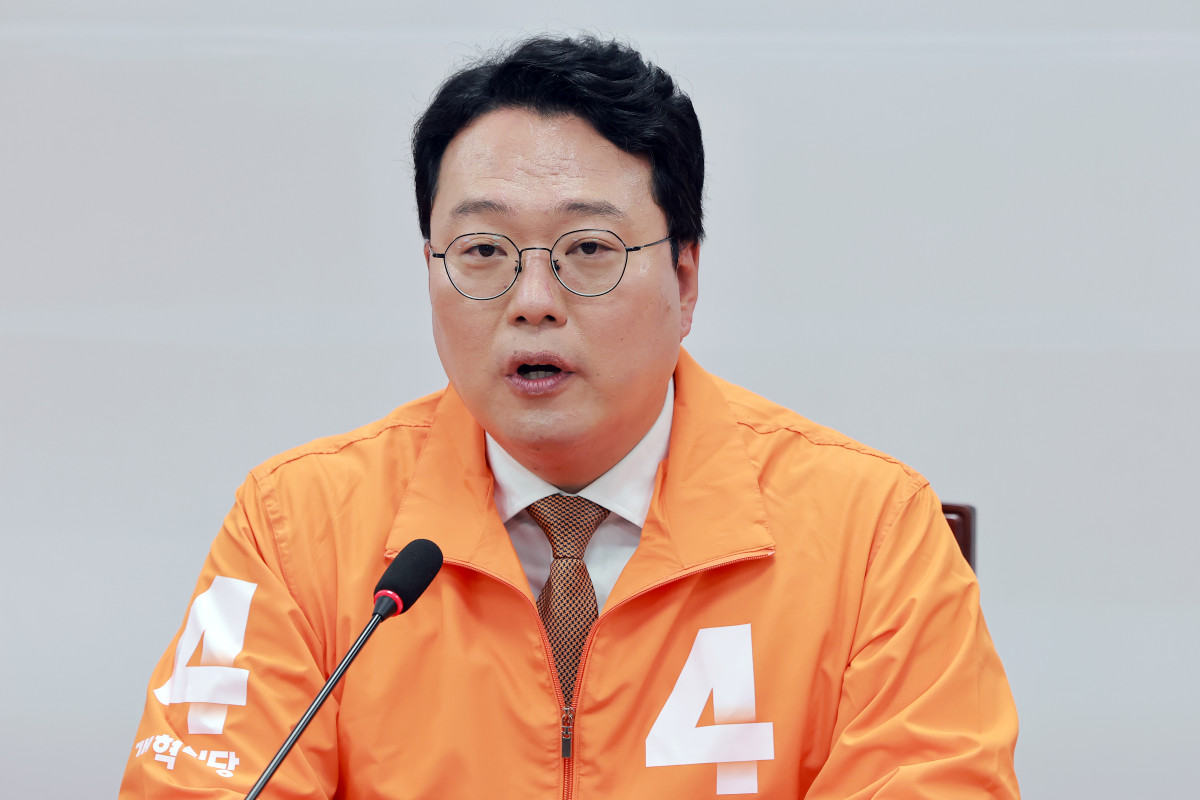 ▲개혁신당 공동선거대책위원장인 천하람 원내대표가 11일 국회에서 열린 6·3 지방선거 제1차 중앙선대위 회의에 참석해 발언하고 있다. (연합뉴스)