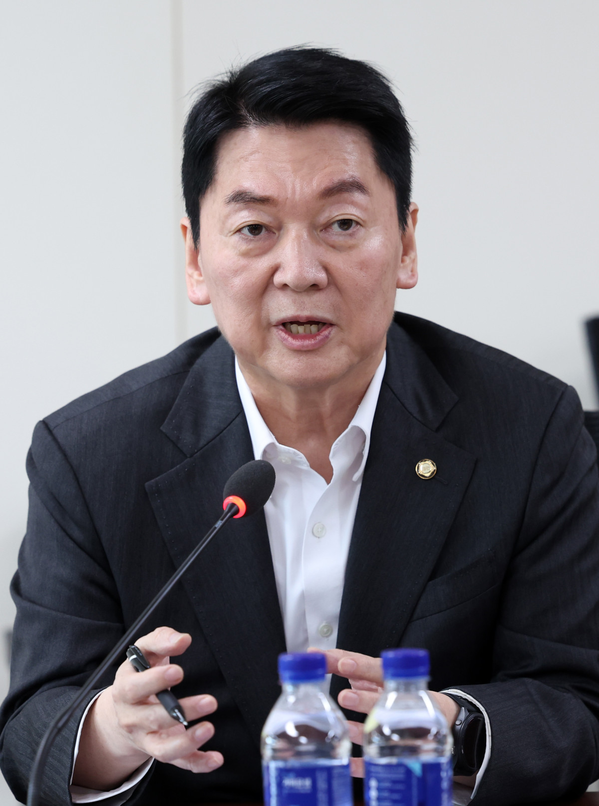 ▲박형준 국민의힘 부산시장 후보가 안철수 국민의힘 의원을 시민 대통합 선거대책위원회 공동 명예선대위원장으로 위촉했다. (연합뉴스)