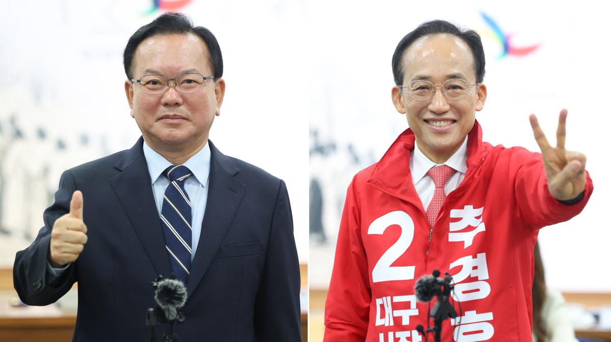 ▲더불어민주당 김부겸 대구시장 후보(왼쪽 사진) 국민의힘 추경호 대구시장 후보가 14일 대구시선거관리위원회에서 6·3 지방선거 대구시장 후보 등록 신청을 한 뒤 각자 포즈를 취하고 있다. (연합뉴스)
