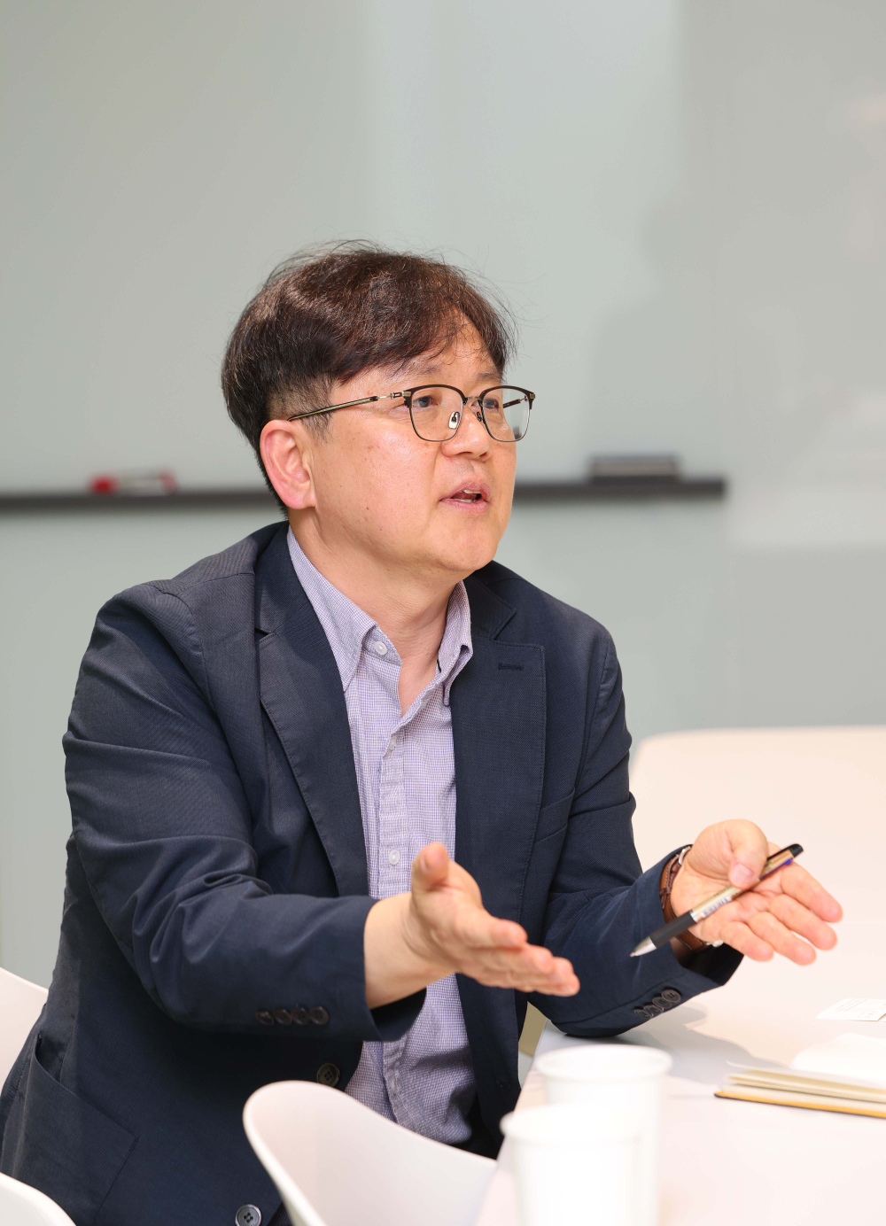 ▲최태호 이큐글로벌 대표가 4월 15일 용인시 처인구 서플러스글로벌 사무실에서 이투데이와 인터뷰를 하고 있다. 김예연 인턴기자 kimye@ (이투데이DB)