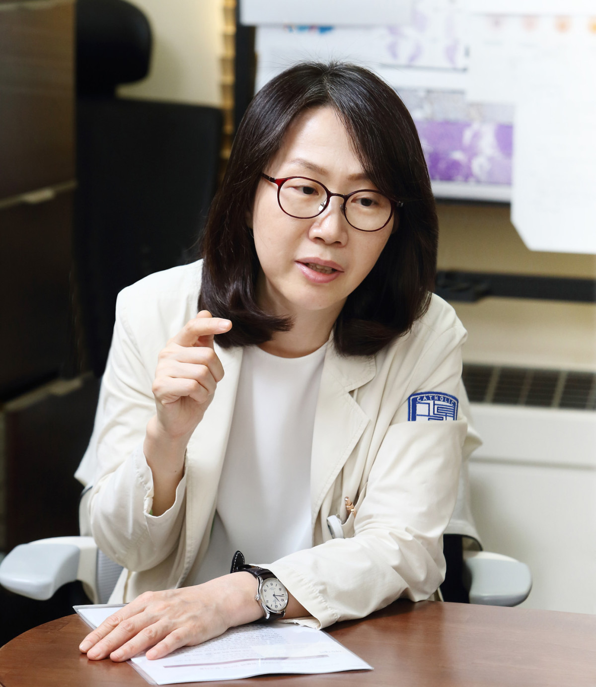 ▲홍숙희 서울성모병원 종양내과 교수가 본지와 인터뷰하고 있다. (사진제공=한국아스트라제네카)