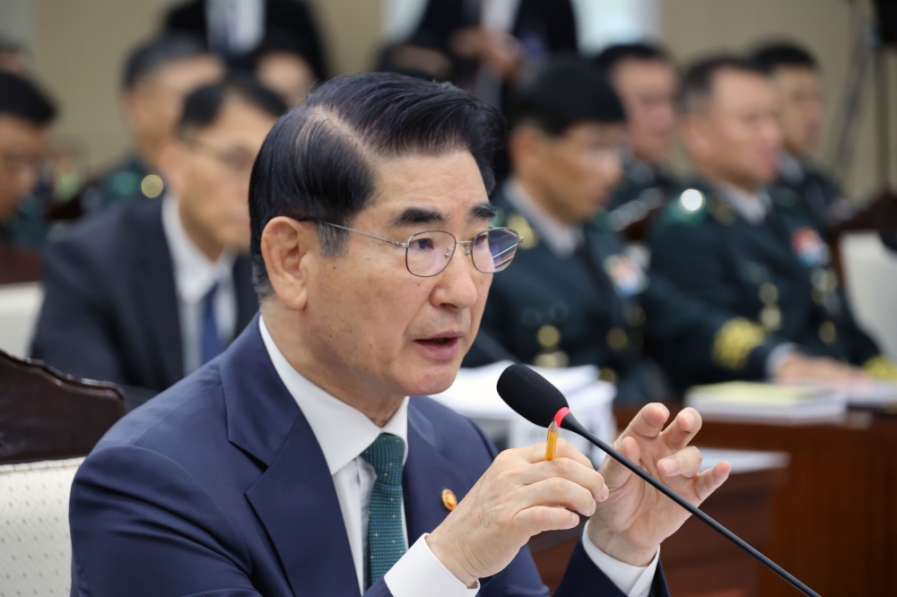 ▲김용현 국방부 장관이 2024년 서울 용산구 국방부 청사에서 열린 국회 국방위원회 국정감사에서 의원 질의에 답하고 있다.국회사진취재단 (이투데이DB)