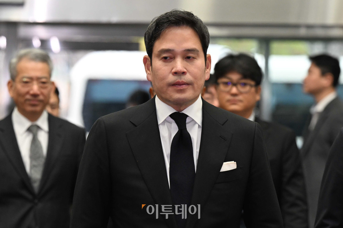 ▲정용진 신세계그룹 부회장이 서울 여의도 중소기업중앙회에서 열린 '경제계 신년 인사회'에 참석하고 있다. 신태현 기자 holjjak@