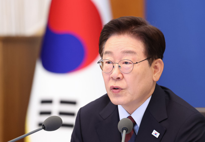 고환율 언급한 李대통령 "외인 매도 환전 영향"