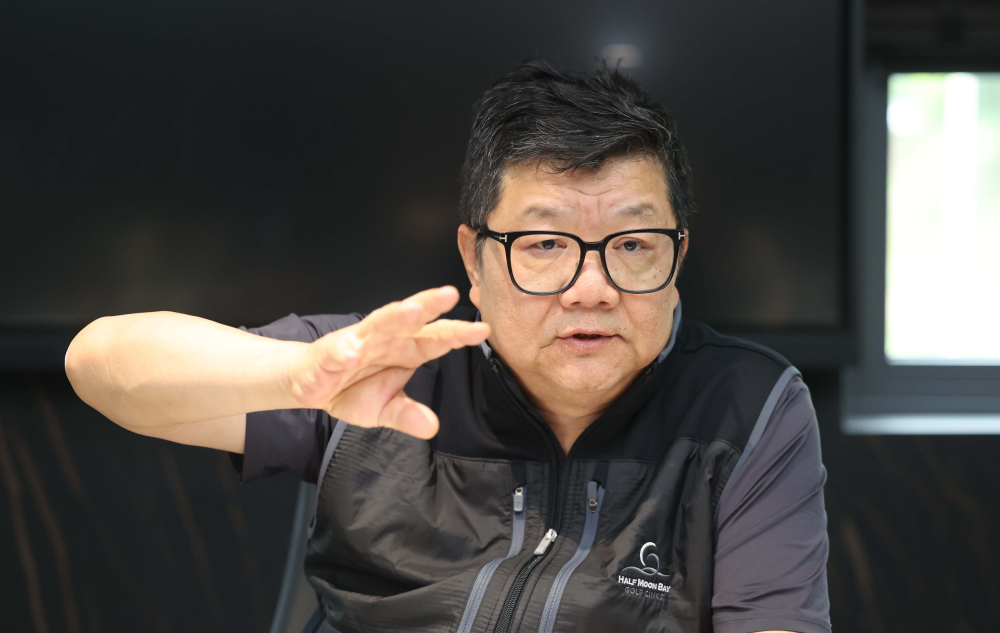 ▲임영진 저스템 대표가 4월28일 경기 화성시 저스템 제2공장에서 이투데이와 인터뷰를 갖고 있다. 신태현 기자 holjjak@ (이투데이DB)