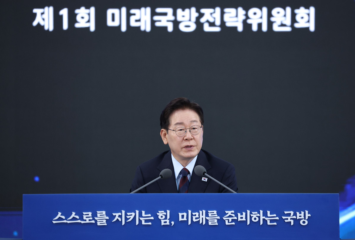 ▲이재명 대통령이 26일 경남 창원시 진해구에서 열린 제1회 미래국방전략위원회에서 발언하고 있다. (연합뉴스)