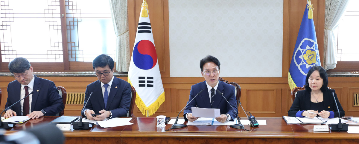 ▲김민석 국무총리가 28일 오후 서울 종로구 정부서울청사에서 데이터 관계장관회의를 주재하고 있다. (연합뉴스)