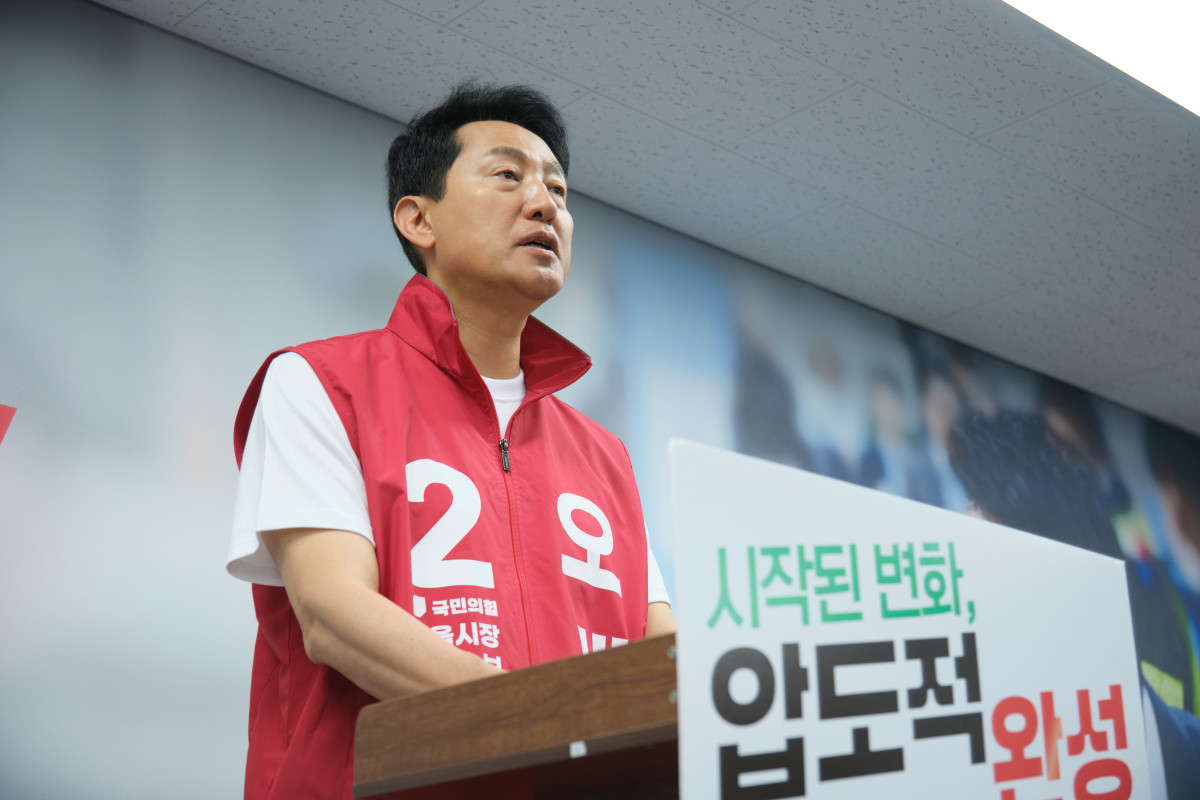 ▲오세훈 국민의힘 서울시장 후보가 31일 서울 종로구 대왕빌딩에 마련된 선거 캠프 사무실에서 서울시민 5대명령 기자회견을 열고 발언하고 있다. (오세훈 서울시장 후보 선거대책위원회)