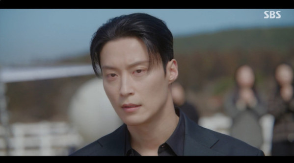 ▲‘멋진 신세계’ 6회(사진출처=SBS)