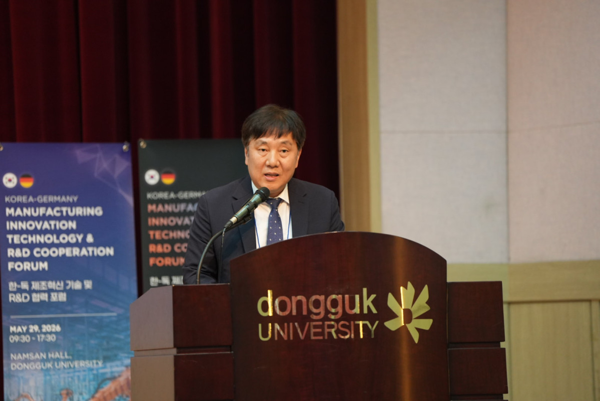 ▲중소기업기술정보진흥원 김영신 원장이 지난달 29일 동국대학교에서 열린 '한-독 제조혁신 기술 및 R&D 협력 포럼'에서 개회사를 하고 있다. (사진제공=중소기업기술정보진흥원)