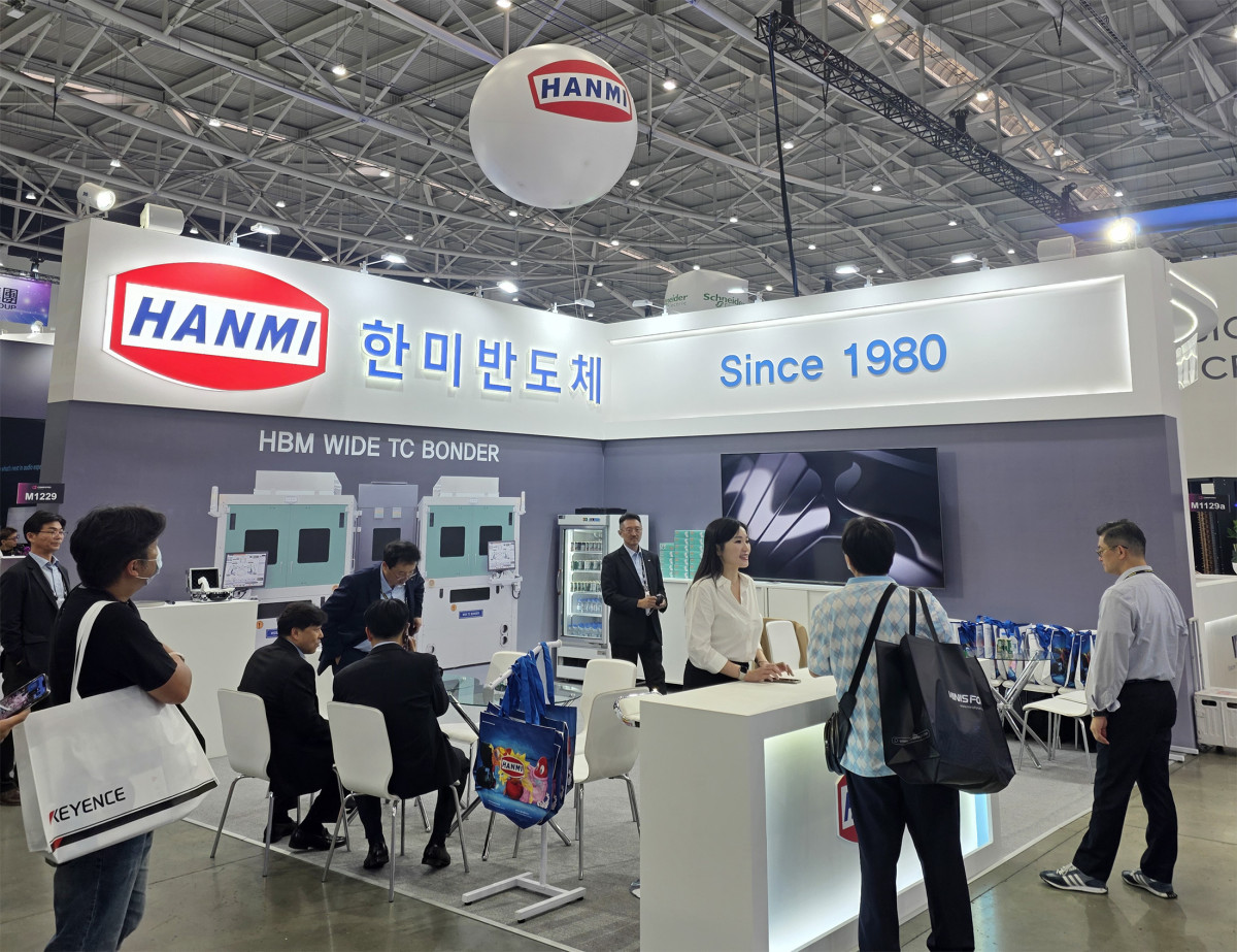 ▲2026컴퓨텍스 전시회 한미반도체 부스 (사진제공=한미반도체)