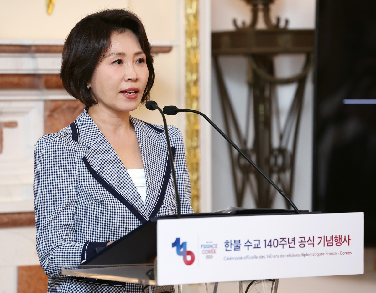 ▲김혜경 여사가 4일 서울 덕수궁 석조전에서 열린 한불 수교 140주년 행사에서 축사하고 있다. (연합뉴스)