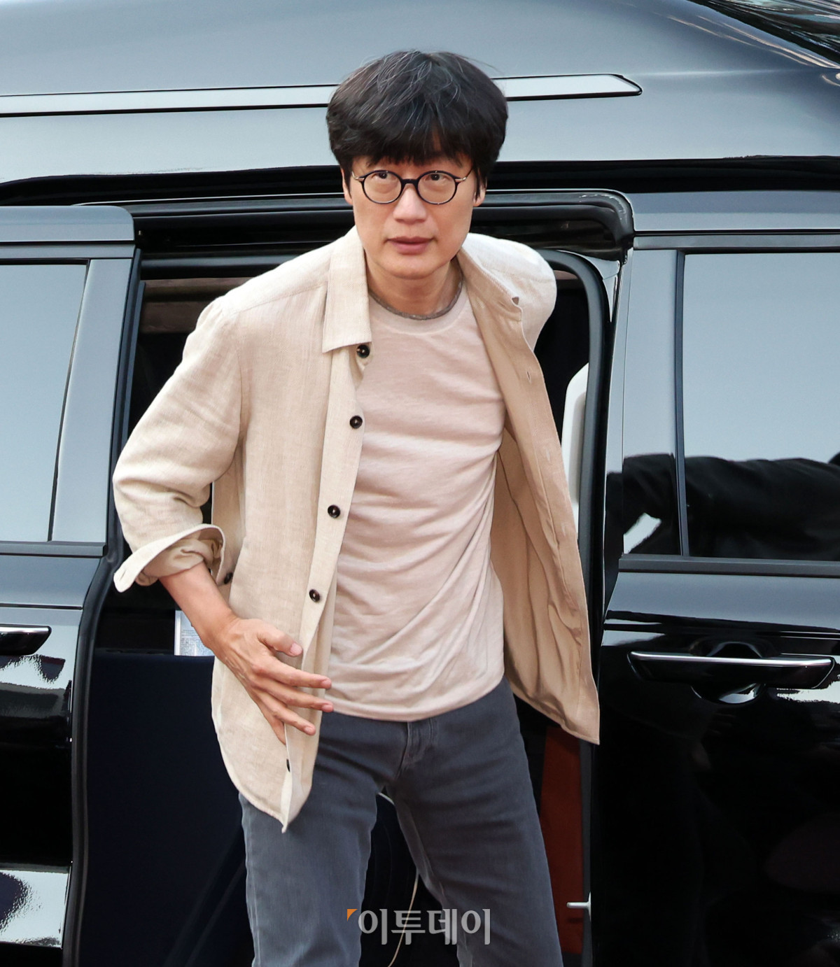 ▲이해진 네이버 의장이 5일 오후 서울 서교동의 한 고깃집에서 열린 젠슨 황 엔비디아 최고경영자와의 삼겹살 회동에 참석하고 있다. 고이란 기자 photoeran@