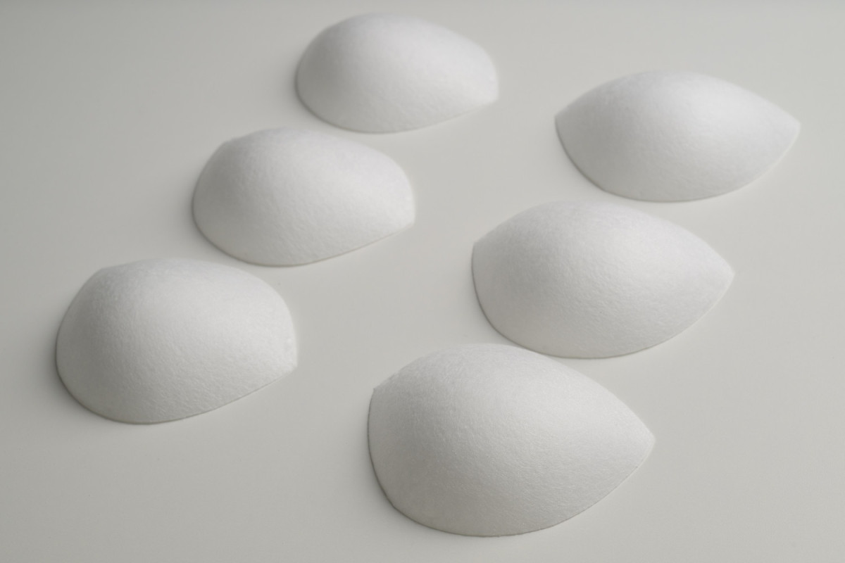 ▲엘라스톨란(Elastollan®) TPU 기반 부직포 섬유가 적용된 스포츠·액티브웨어용 브라 컵 (사진제공=바스프)