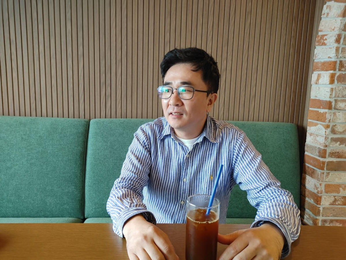 ▲헬스의료 IT 전문회사 (주)메디안의 윤형진 대표가 BIFC 라운지에서 인터뷰를 하고 있다. (서영인기자 @hihiro)