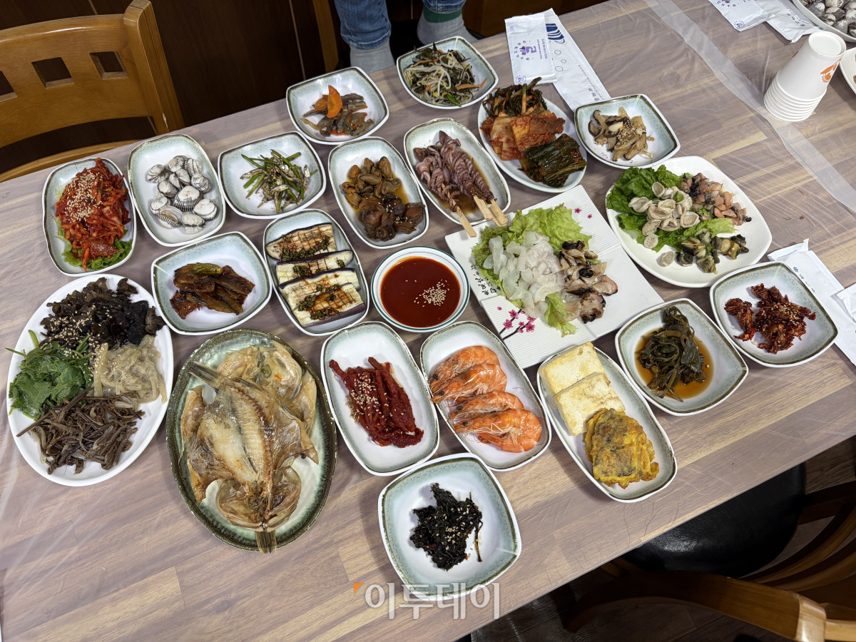 ▲금오도 힐링 밥상 (송석주 기자 ssp@)