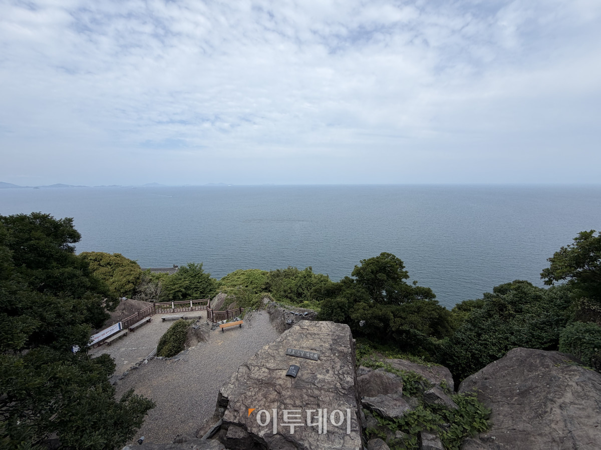 ▲향일암에서 바라본 남해 (송석주 기자 ssp@)